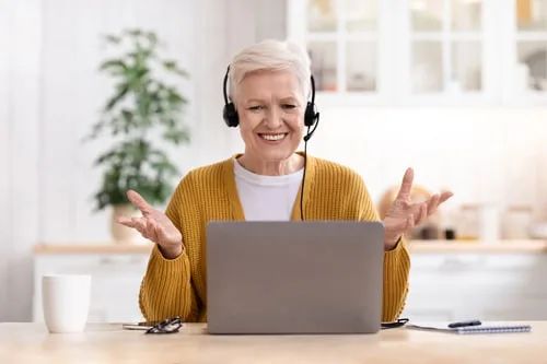 Image_Panel_Home-Phone_NBN-Ultimate-bundles_500pxl-wide_Vocal-copyright-2023_Web